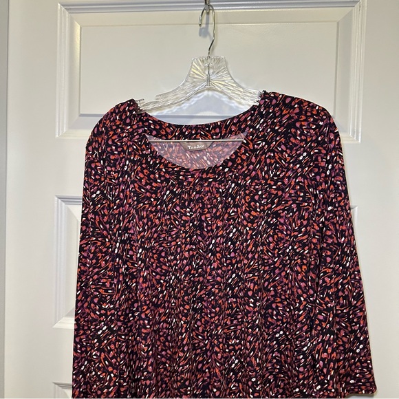 TanJay Black/Red-Orange/Purple Print Scoop Neck 3/4 sleeve blouse size 2X - Picture 5 of 8